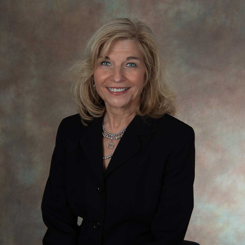 team-page-cathy